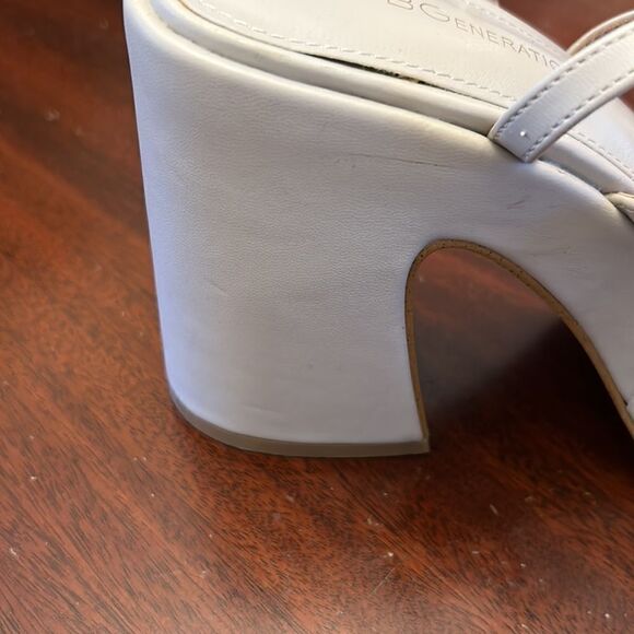 BCBGeneration sand strappy ankle wrap block heel open toed sandals Size 6 NWOT - Picture 8 of 10